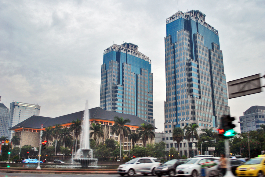 Fitch Sees Outlook for Indonesia’s Shariah Banking Sector Improving 