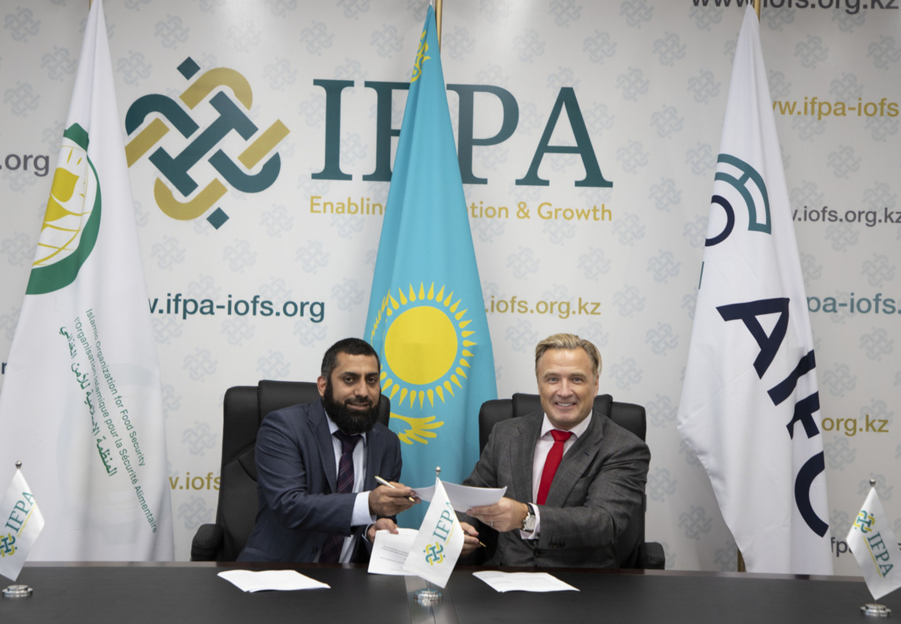 AIFC Signs MoU with IFPA to Attract Islamic Finance Investment into Kazahkstan’s Agri-food Projects 