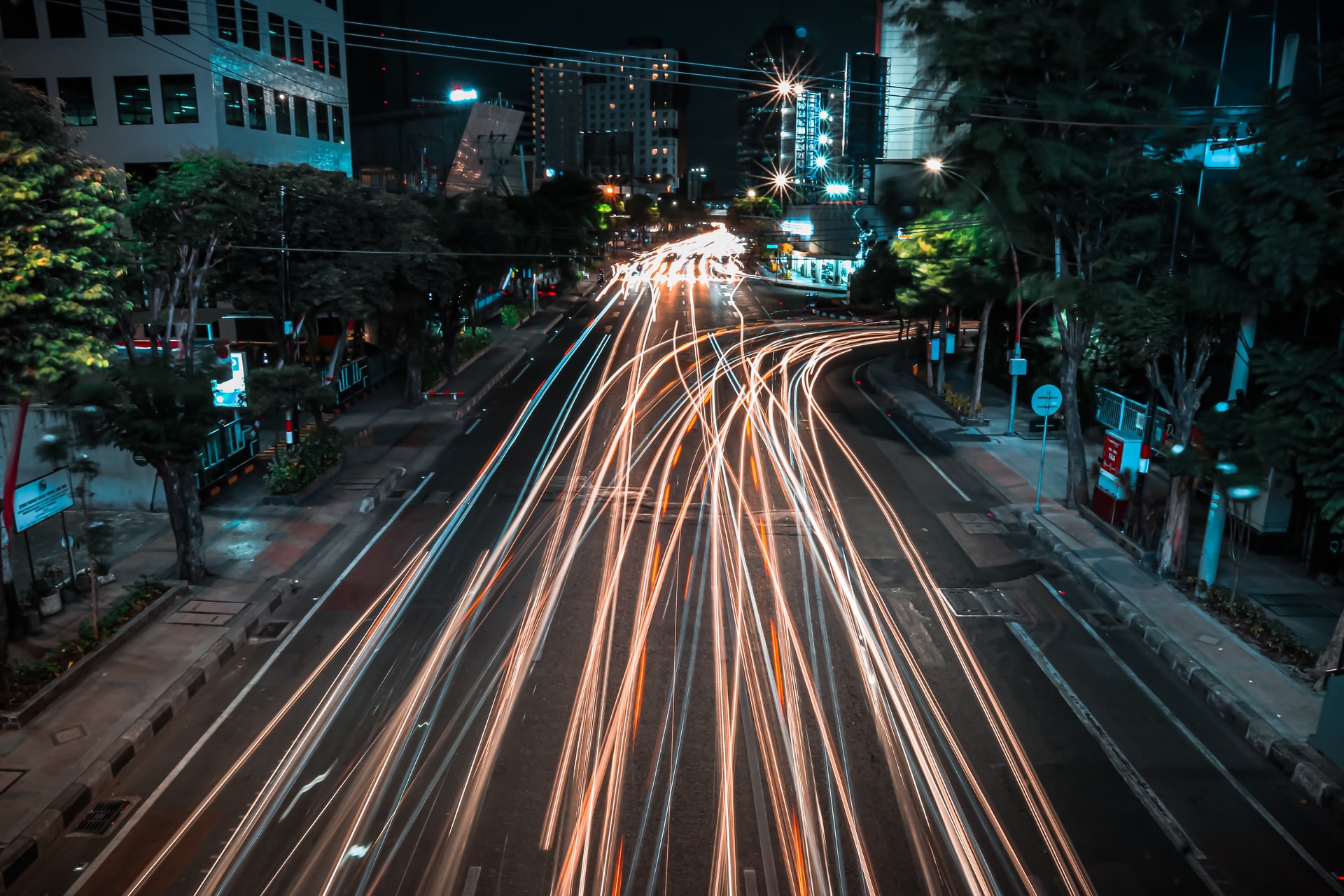 Adira Finance Lists IDR 1.5 Trillion Securities on IDX, Including IDR 200 Billion Sukuk Mudarabah 