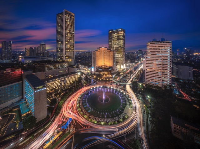 Vice President of Indonesia Urges Speeding up the Development of Islamic Fintech Industry 